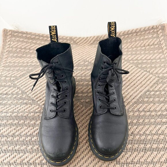 Dr. Martens Women’s Boots US8.5 Black Soft Leather - Picture 1 of 8